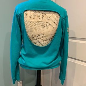 Pink open back sweatshirt (S)